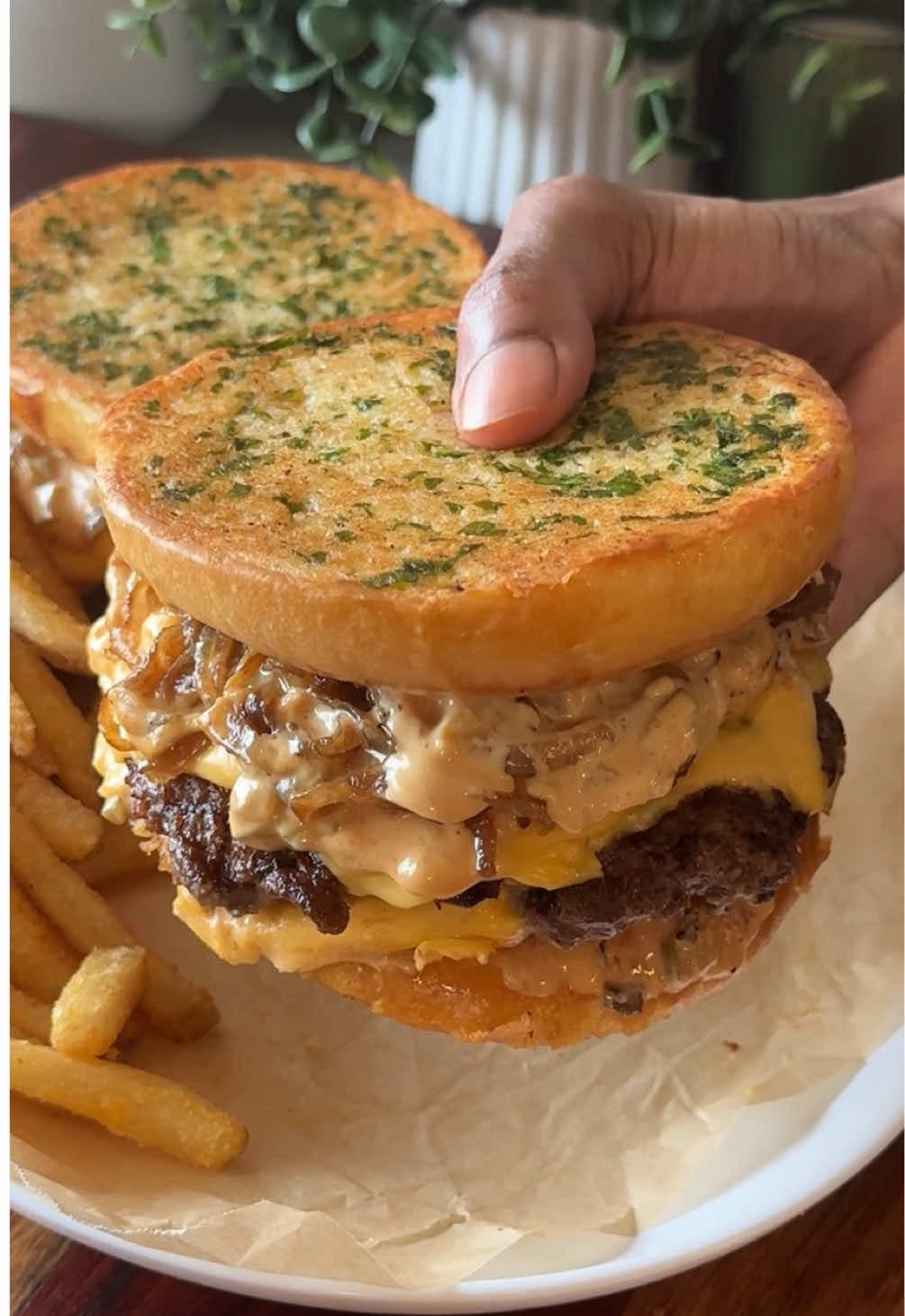 Garlic Bread Smash Burgers
