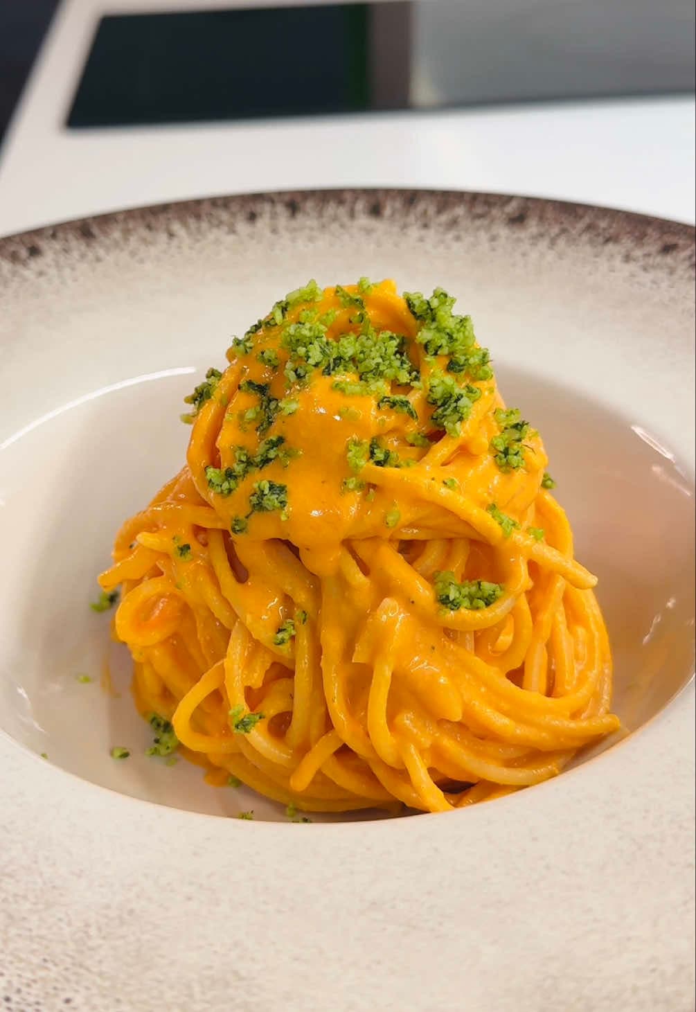 Spaghetti with Cherry Tomatoes and Mascarpone