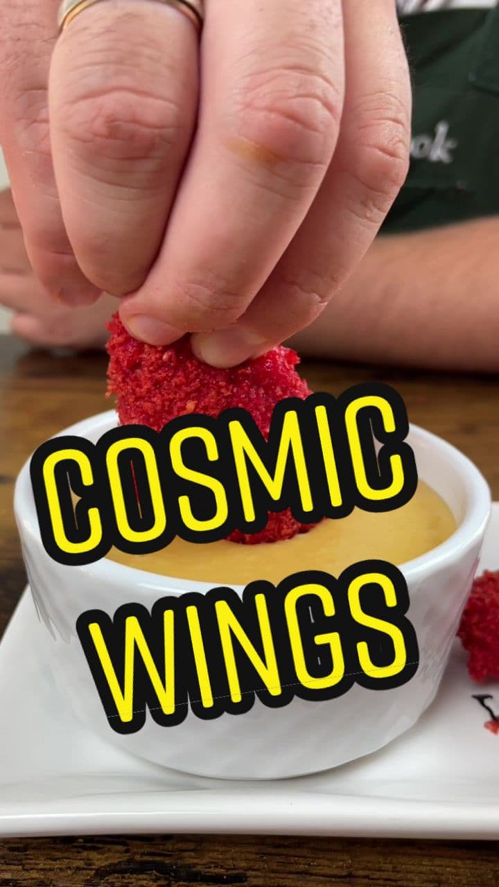 Cosmic Wings mit Chik-Fil-A-Sauce