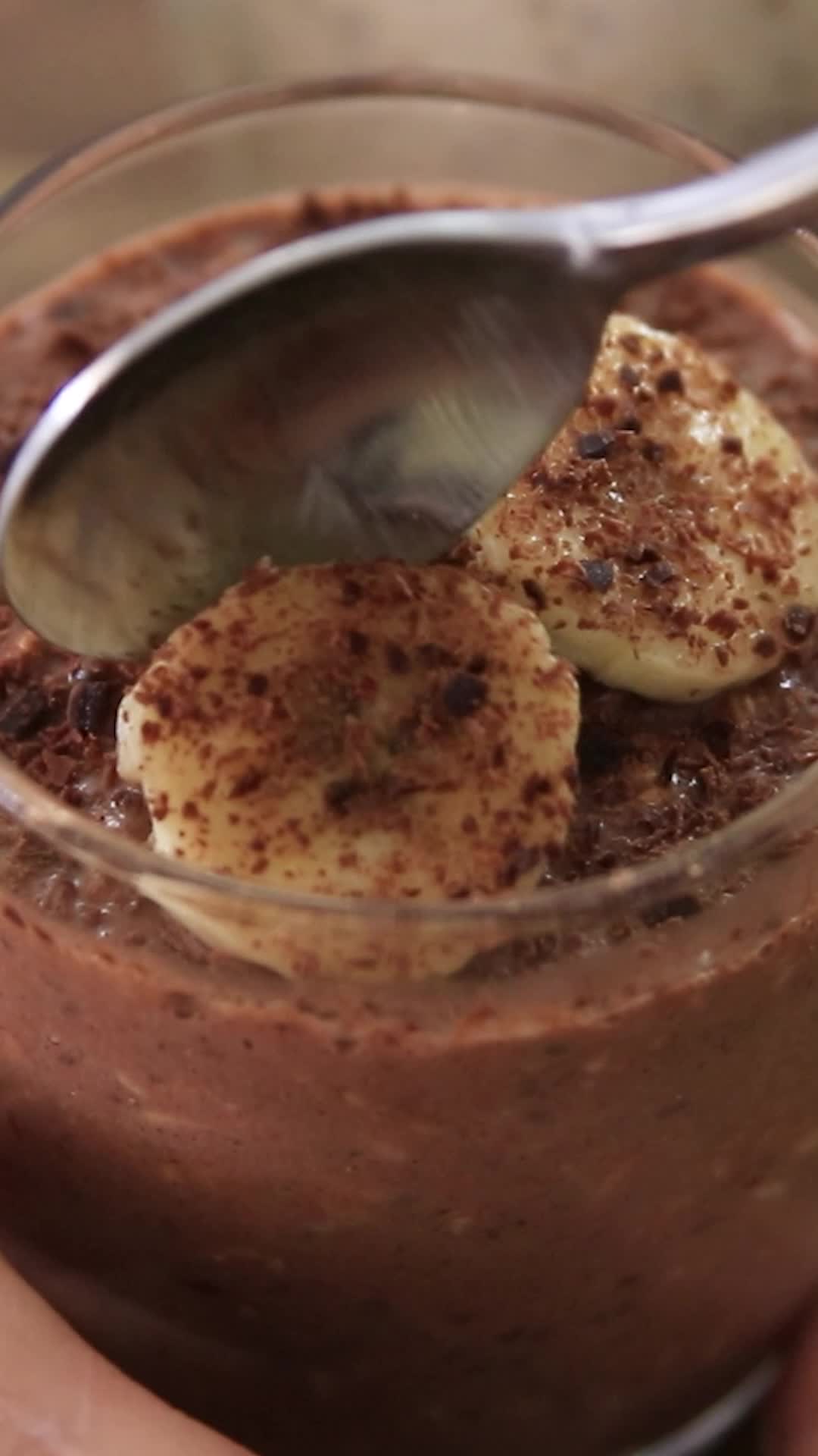 Overnight Oats cu Ciocolată și Banană