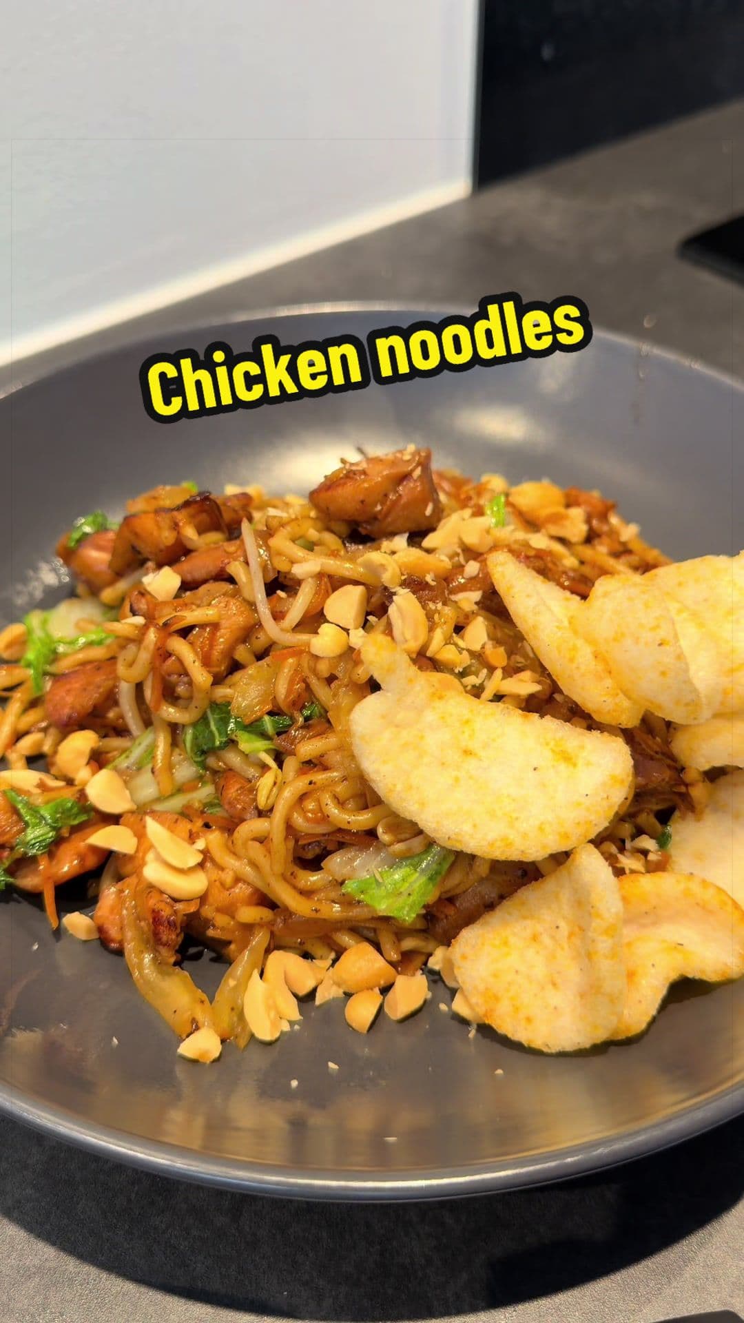 Frango Wok com Macarrão