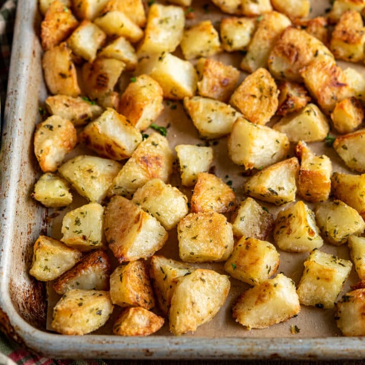 Garlic and Herb Roast Potatoes (Oven and Air Fryer)