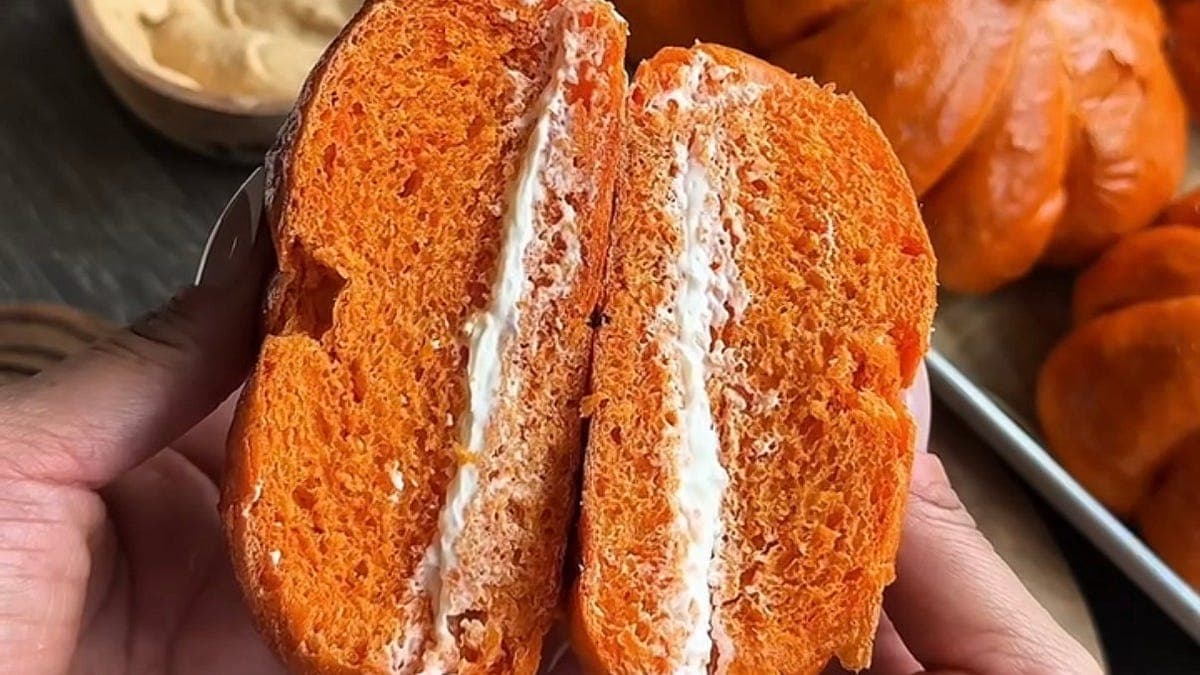 Pumpkin Shaped Bagels