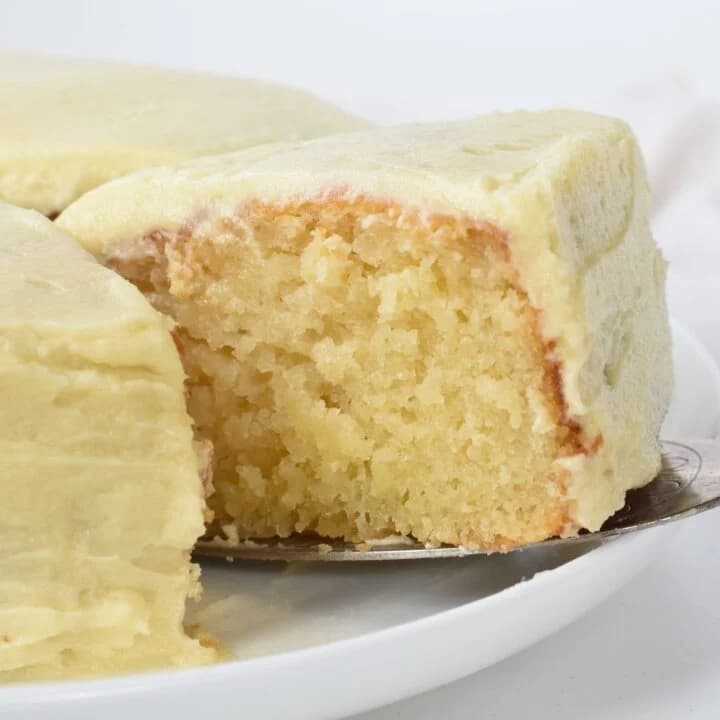 Simple Vanilla Cake (One Bowl & No Electric Mixer)