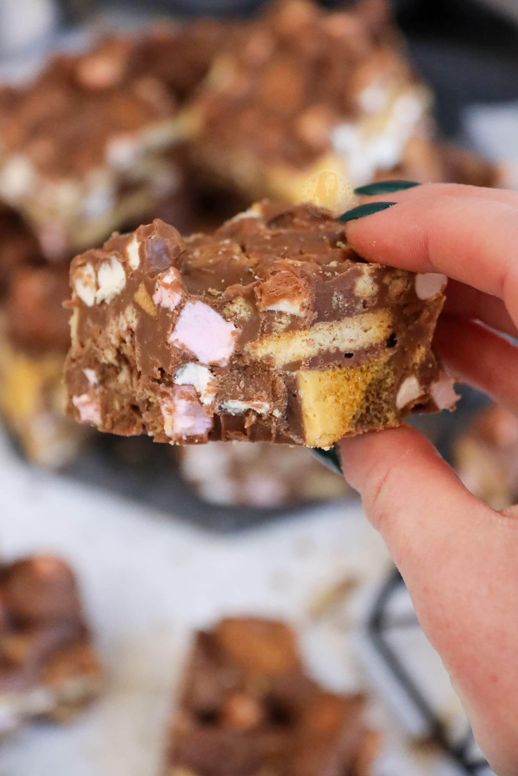 Easy No-Bake Rocky Road