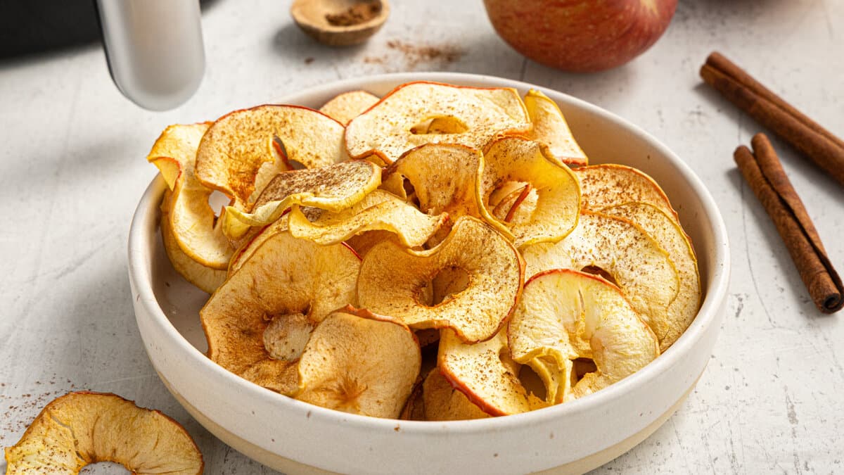 Apfelchips aus der Heißluftfritteuse