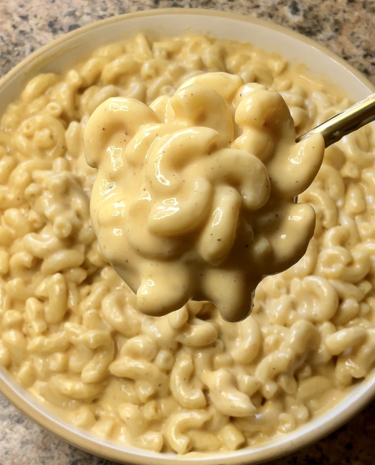 Creamy Stovetop Macaroni and Cheese
